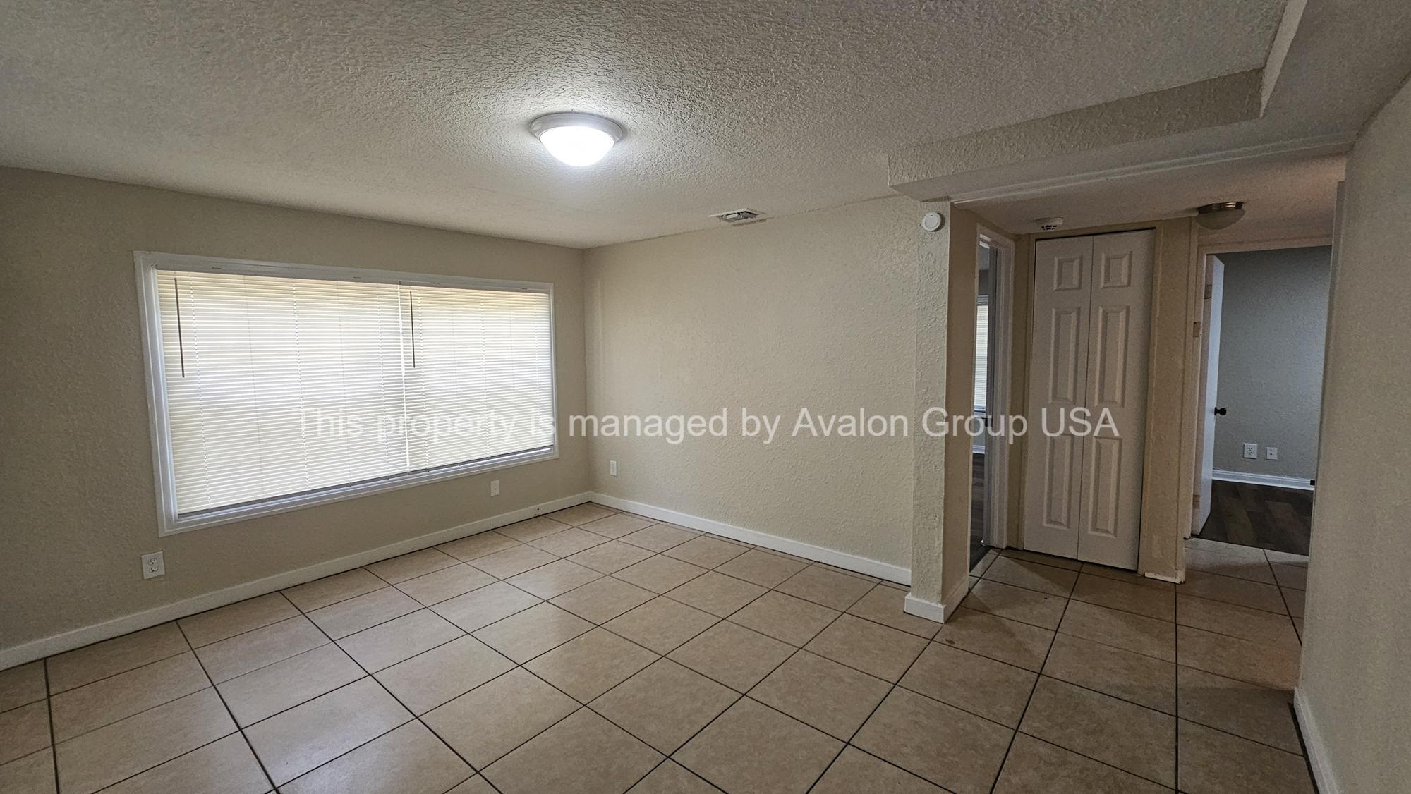 Building Photo - 9831 Ridge Blvd