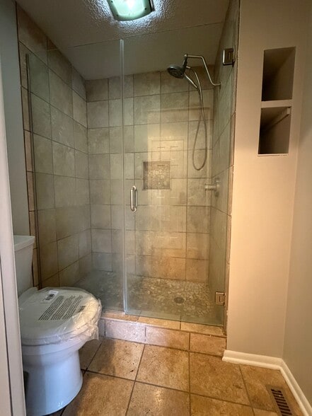 Building Photo - 1091 Harrison Ave