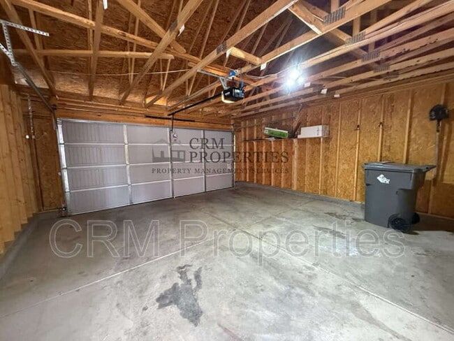 Building Photo - 326 N Warman Ave