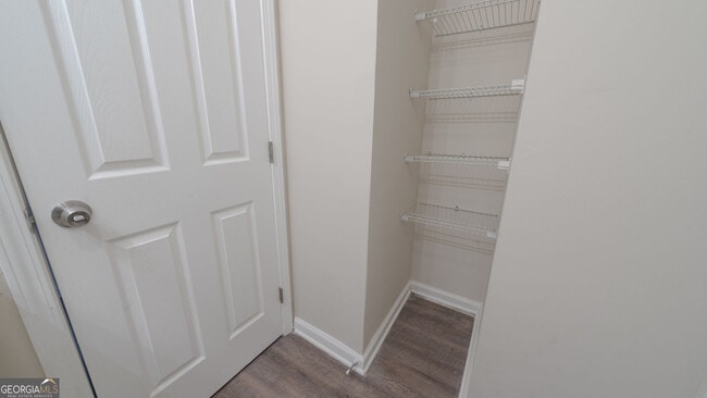 Building Photo - 6218 Creekford Ln