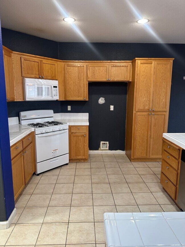 Building Photo - First 3 months offered at $2,495.00