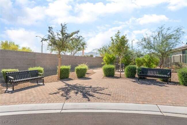 Building Photo - 9903 Spinel Pl