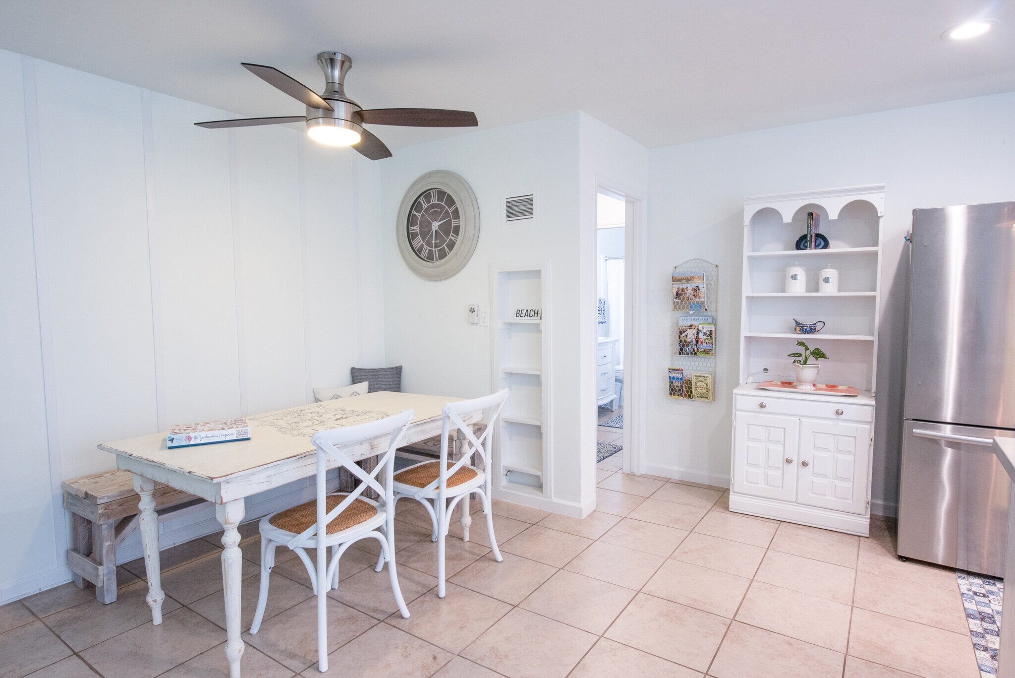 Building Photo - 4880 Sandyland Rd