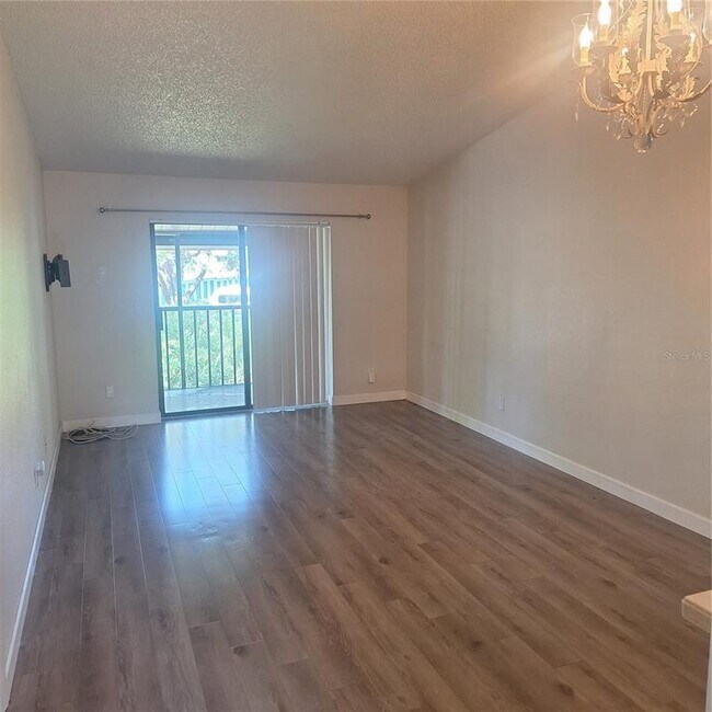 Building Photo - 2377 Lake Heather Heights Ct