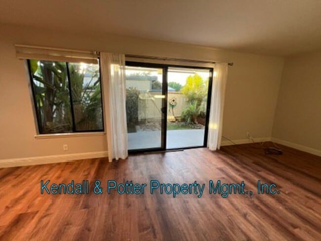Building Photo - Great Spot in the Villas of Capitola 2BR