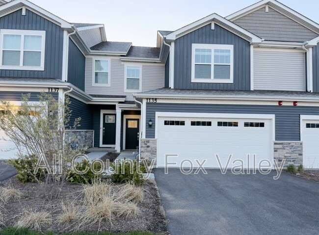 Building Photo - 1135 White Oak Cir