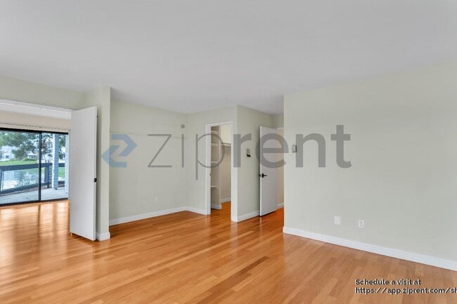 Building Photo - 749 Barnegat Ln