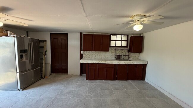 Building Photo - 16005 SW 107th Ct