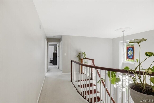 Building Photo - 125 Amberwood Dr