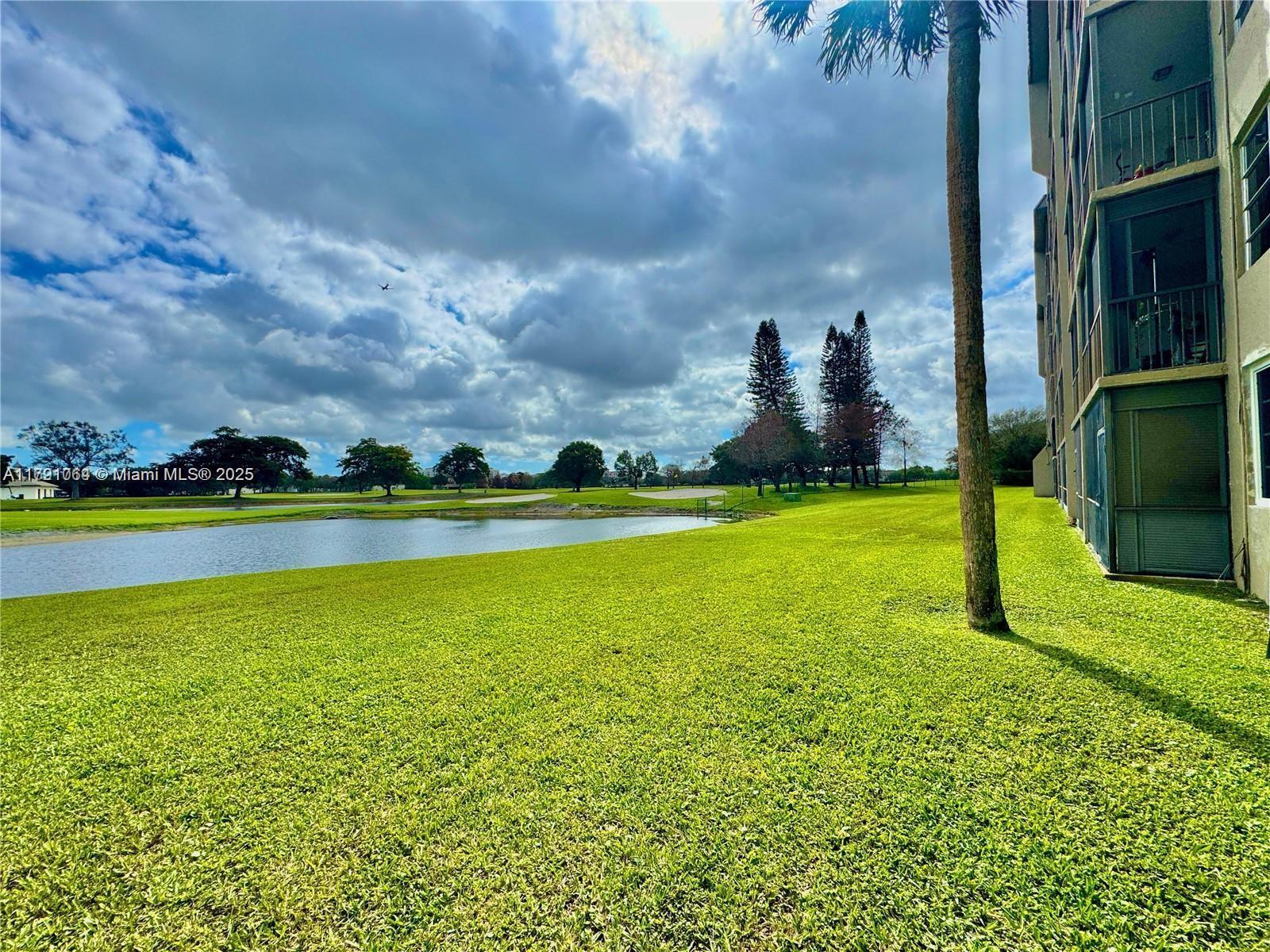 Building Photo - 3150 W Rolling Hills Cir