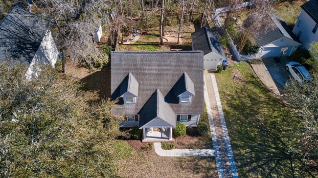 Building Photo - Cozy Cape Cod Home