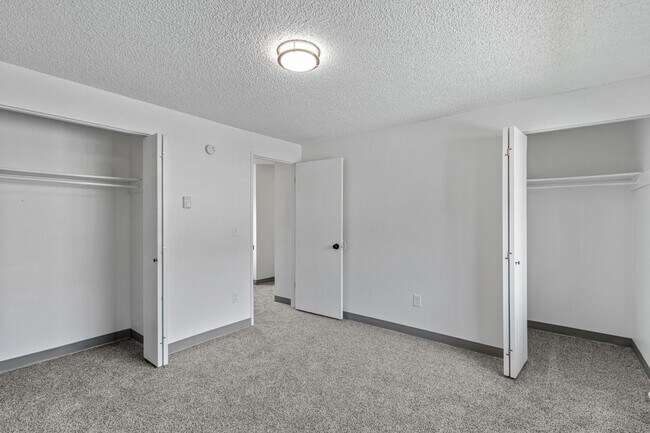 Building Photo - Free rent through June! Amazing one bedroo...
