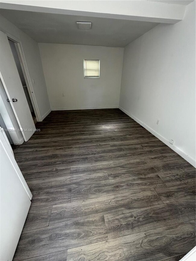 Building Photo - 2645 NW 21st Ave