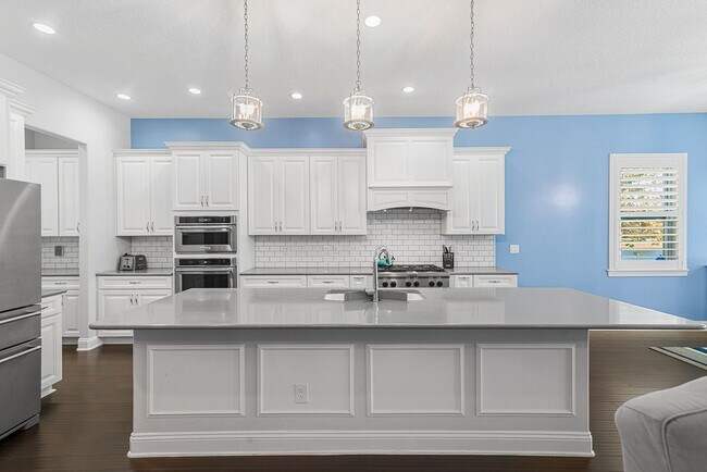 Building Photo - 217 Bonita Vista Dr
