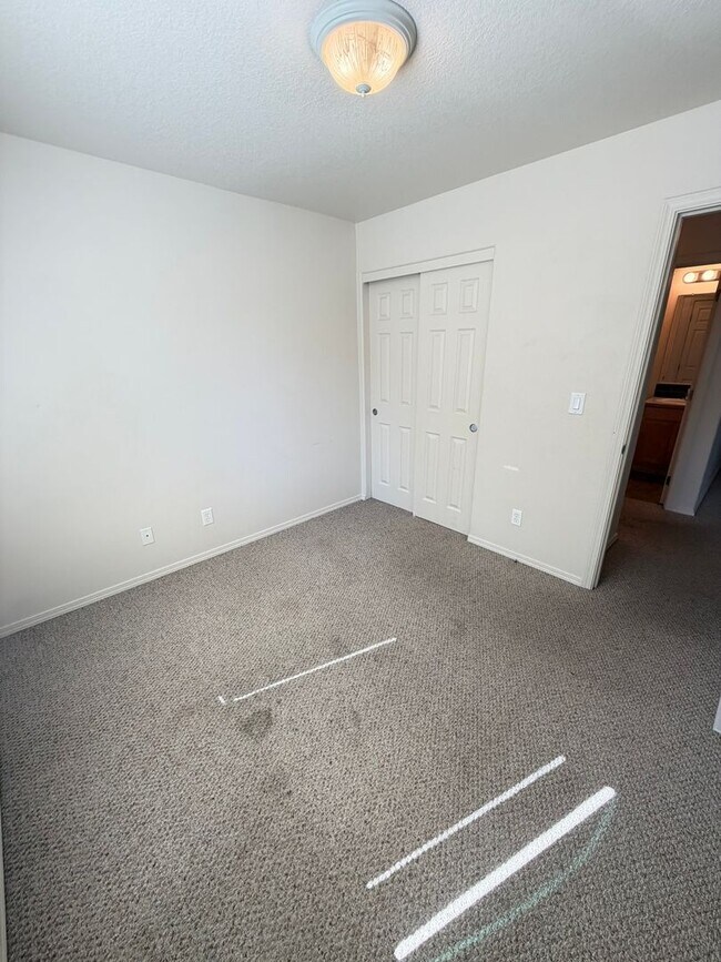 Building Photo - 375 Twister St NE