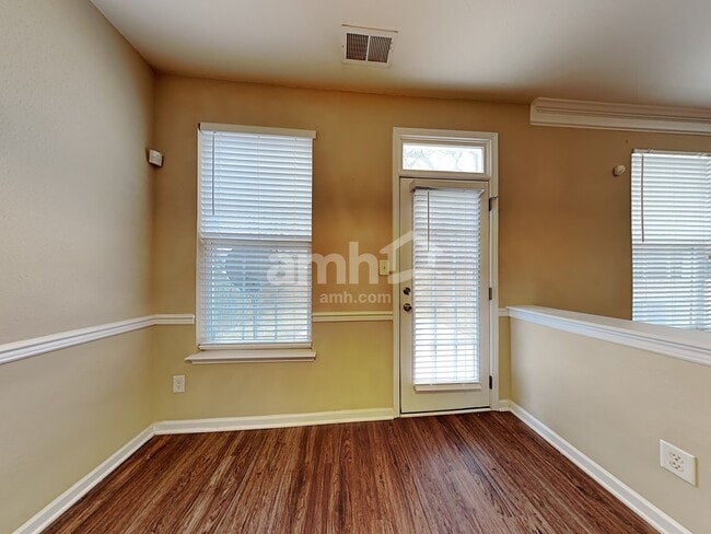 Building Photo - 2439 Fiddlers Glenn Dr