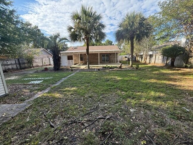 Building Photo - Gulf Breeze - Santa Rosa Shores - 3 bedroo...