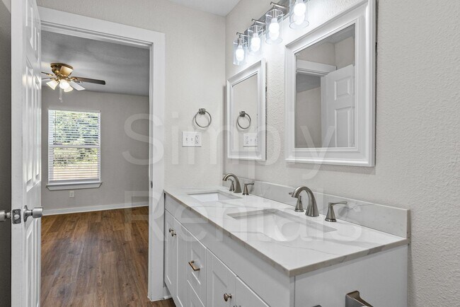 Building Photo - 401 Mcilrath Rd