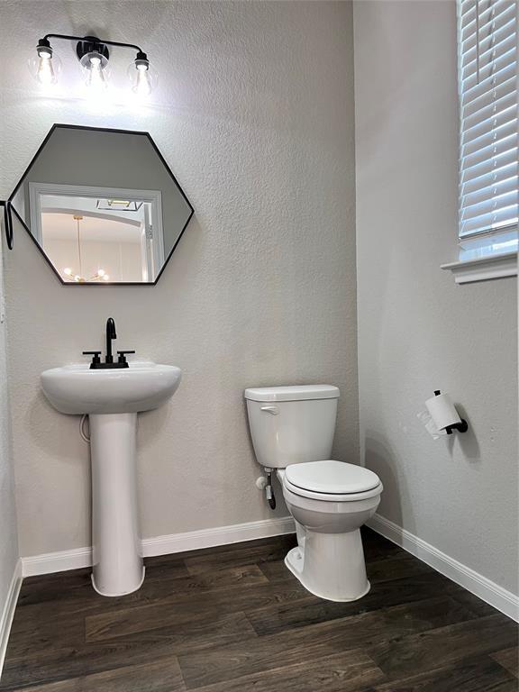 Building Photo - 10604 Tildon Ave