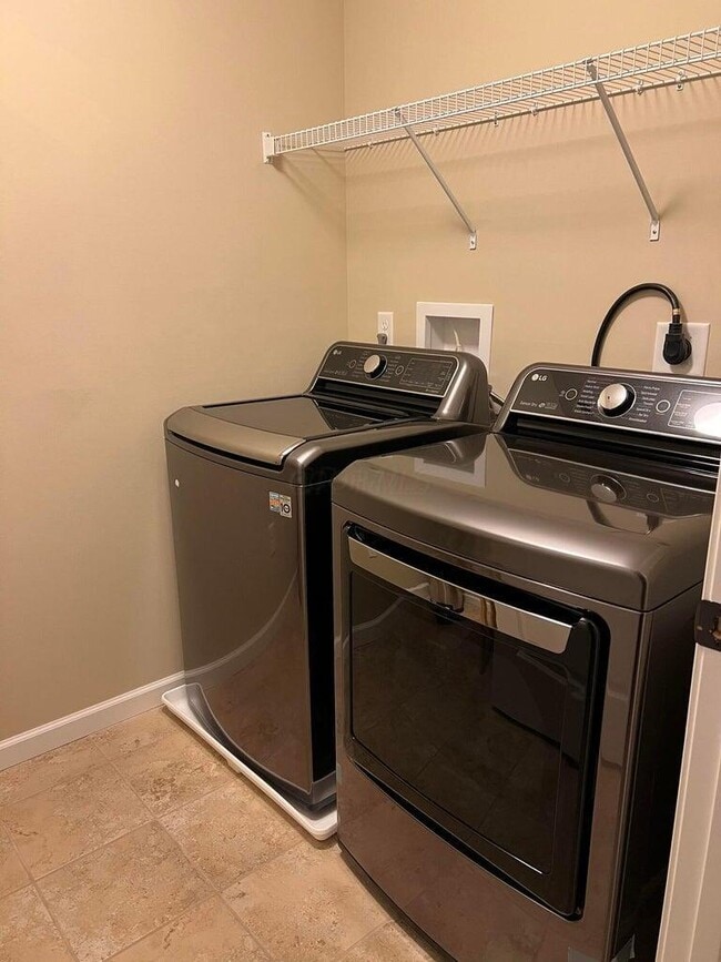 Building Photo - 7660 Scioto Crossing Blvd