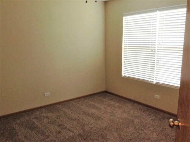 Building Photo - 2810 Cadbury Cir