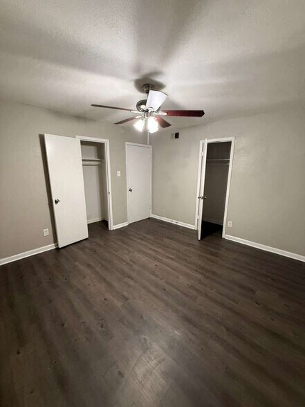Building Photo - 2522 Normont Cir