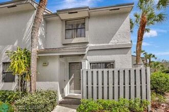 Building Photo - 3395 Carambola Cir