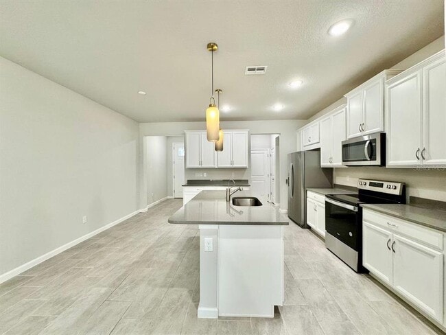 Building Photo - 8509 Primrose Willow Pl