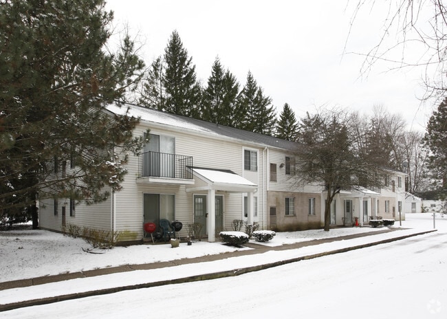 Building Photo - Applewood Apartments