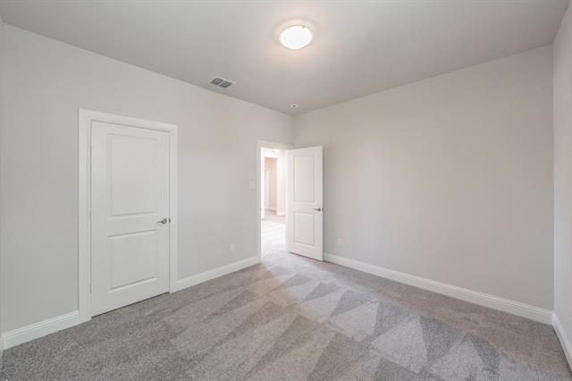 Building Photo - 241 Gardenia Dr