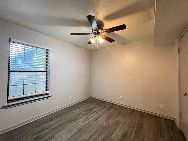 Building Photo - 1108 N Elm St