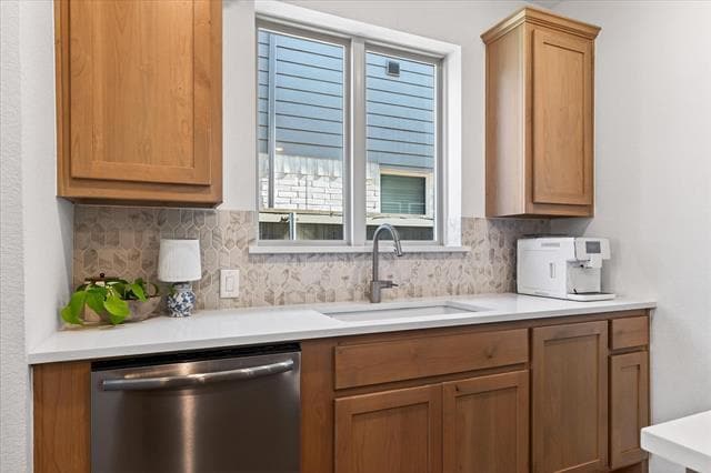 Building Photo - 1908 Elm Pl