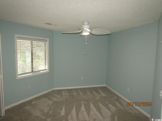 Building Photo - 4230 Pinehurst Cir