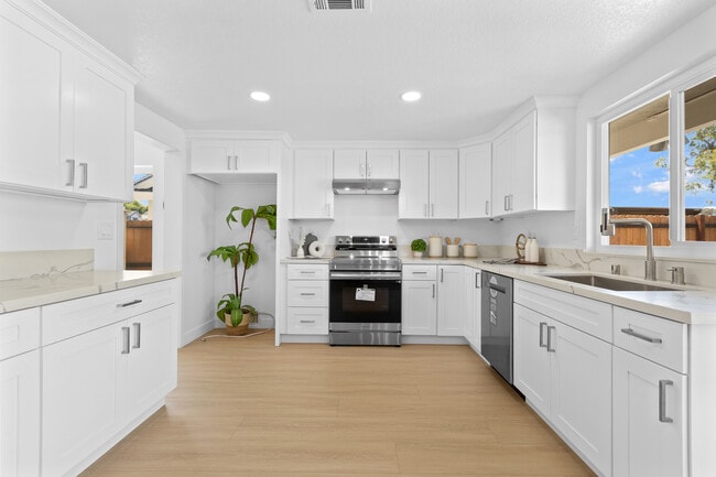 Building Photo - 8647 Cord Way
