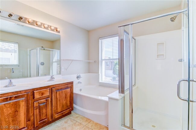 Building Photo - 2728 Kona Crest Ave