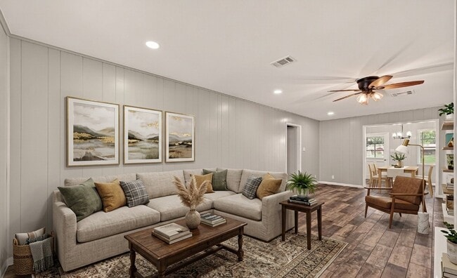 Building Photo - 1203 Bernard Ave