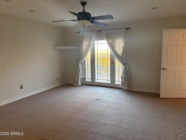 Building Photo - 1385 Mountain Rd