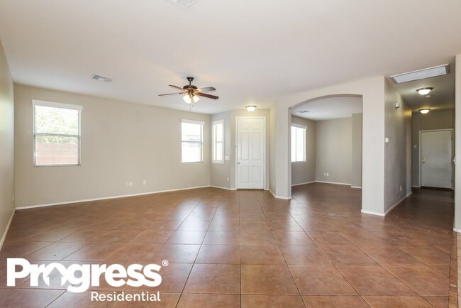 Building Photo - 15558 W Laurel Ln