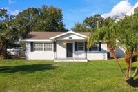 Building Photo - 3 Bedroom, 1 Bathroom Home for Rent in Tampa!