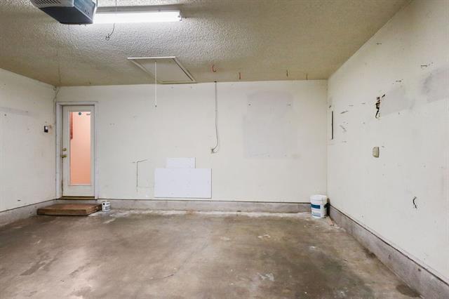 Building Photo - 2306 Smokerise Dr