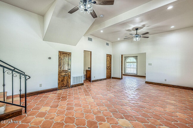 Building Photo - 137 Lanell Dr