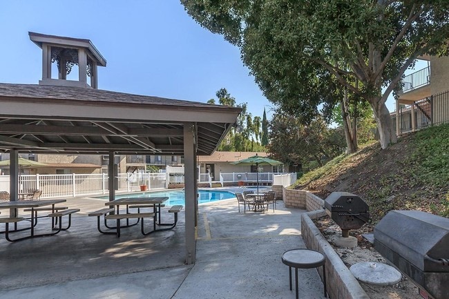 Woodglen Apartment Homes West Covina, CA Apartment Finder