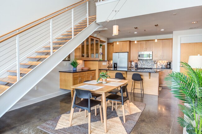 Building Photo - 2608 Erwin Rd