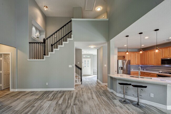 Building Photo - 182 N Millport Cir
