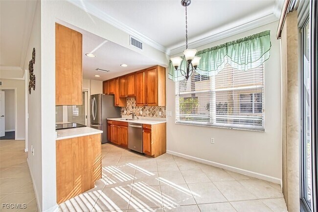 Building Photo - 3071 Meandering Way