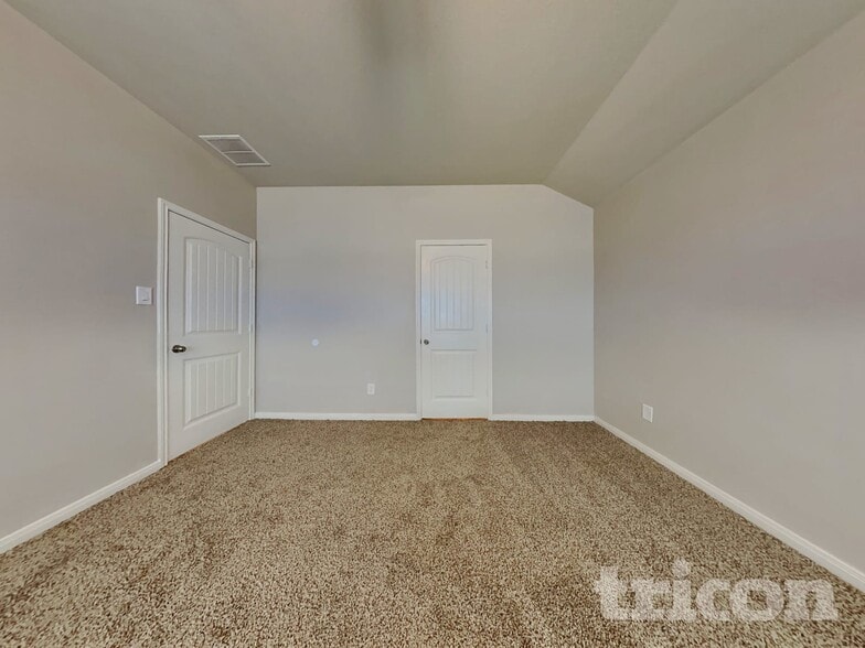 Building Photo - 128 Pronghorn Cir