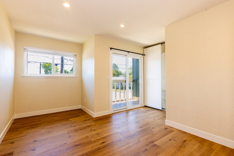 Building Photo - 214 S Branciforte Ave