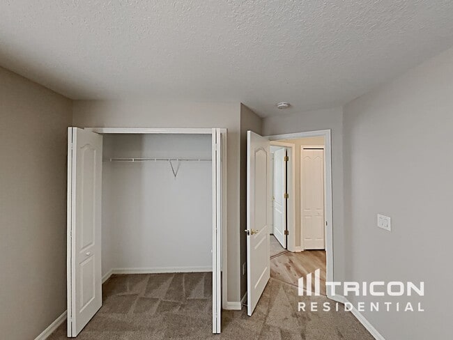 Building Photo - 11242 Lake Lanier Dr
