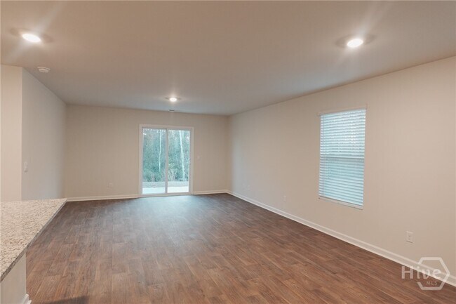 Building Photo - 393 Coconut Dr