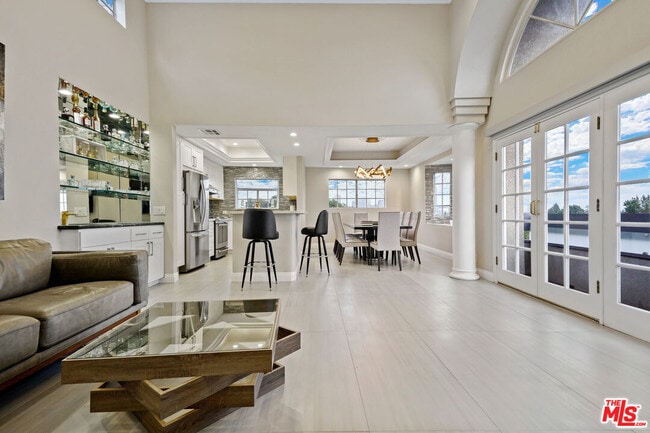 Building Photo - 10627 Ashton Ave